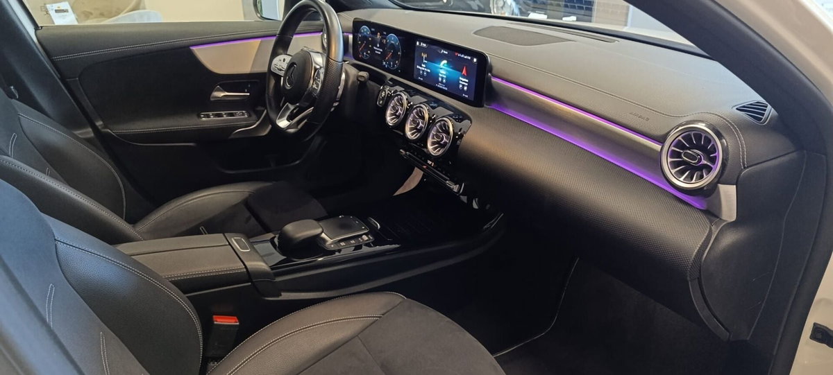 Mercedes-Benz Classe A 180 d Automatic Premium (12)