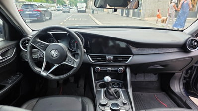 Alfa Romeo Giulia 2.2 Turbodiesel 180 CV AT8 Super (11)