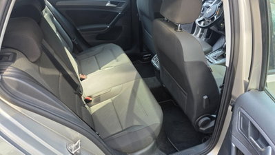 Volkswagen Golf 1.5 TGI DSG 5p. Trendline BlueMotion Technology (11)