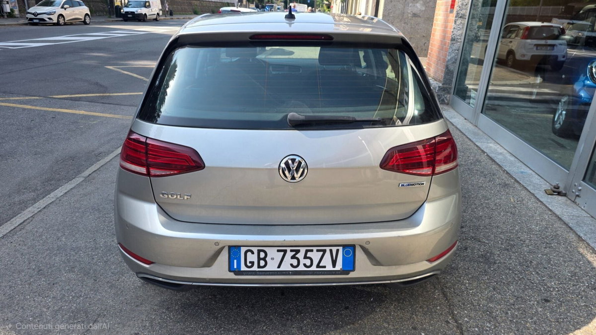 Volkswagen Golf 1.5 TGI DSG 5p. Trendline BlueMotion Technology (5)