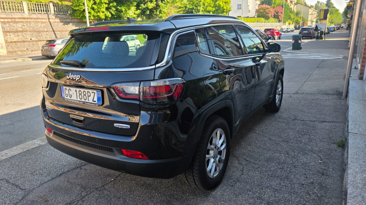 Jeep Compass 1.3 T4 190CV PHEV AT6 4xe Limited (4)