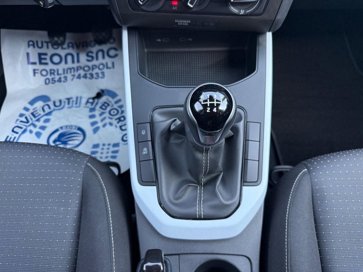 SEAT Arona 1.0 EcoTSI Black Edition (15)