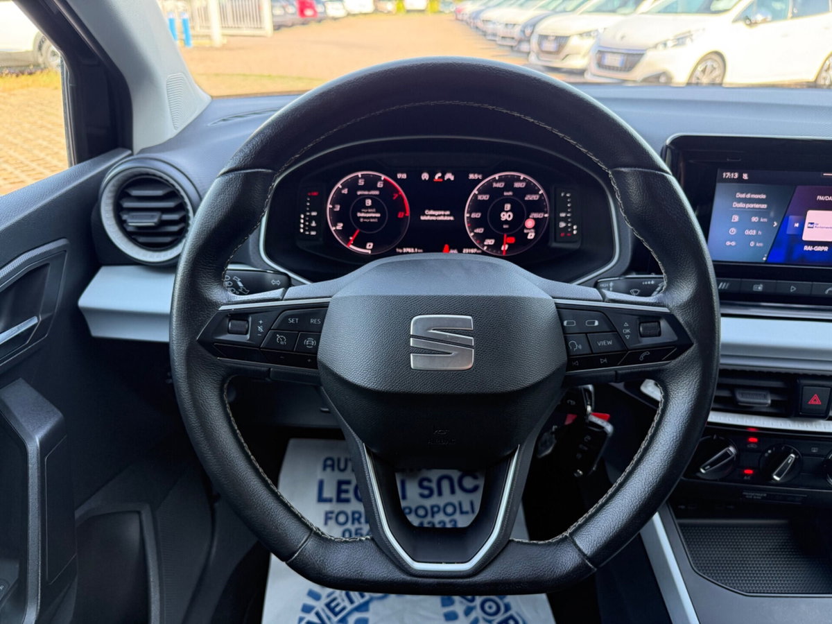 SEAT Arona 1.0 EcoTSI Black Edition (17)