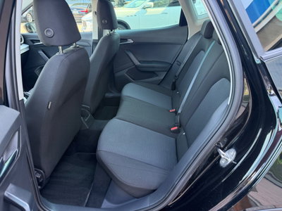 SEAT Arona 1.0 EcoTSI Black Edition (19)