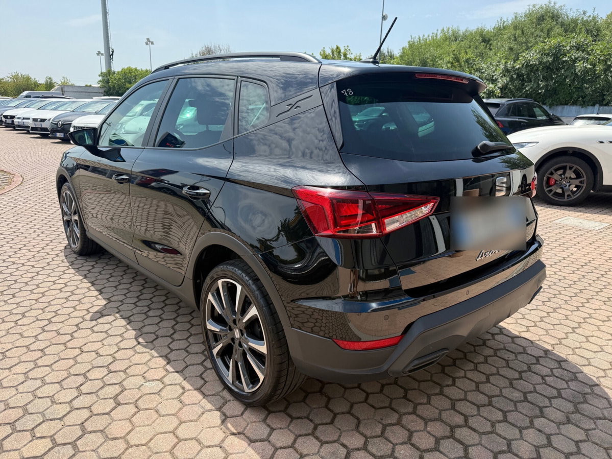 SEAT Arona 1.0 EcoTSI Black Edition (5)