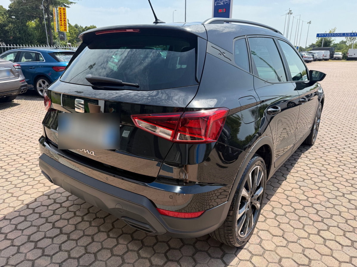 SEAT Arona 1.0 EcoTSI Black Edition (6)