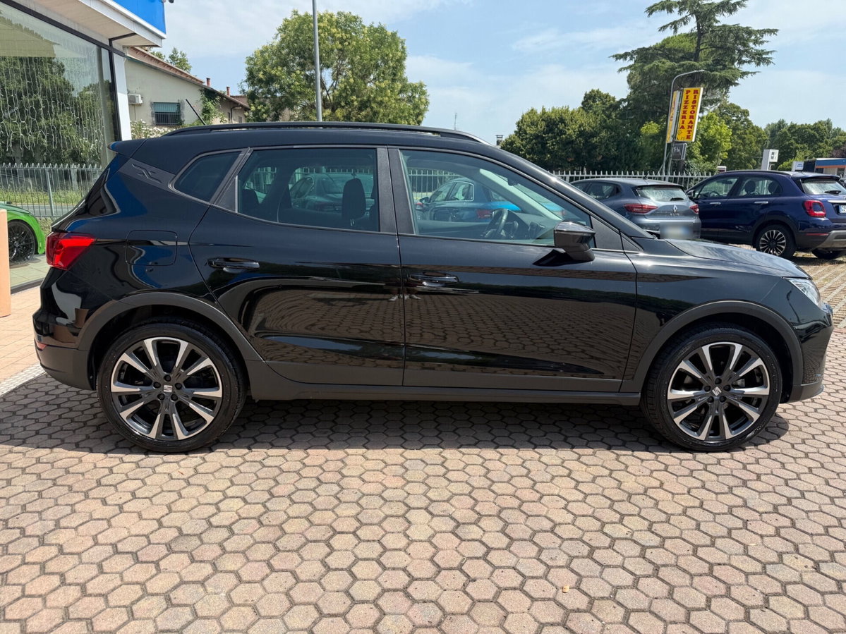SEAT Arona 1.0 EcoTSI Black Edition (7)