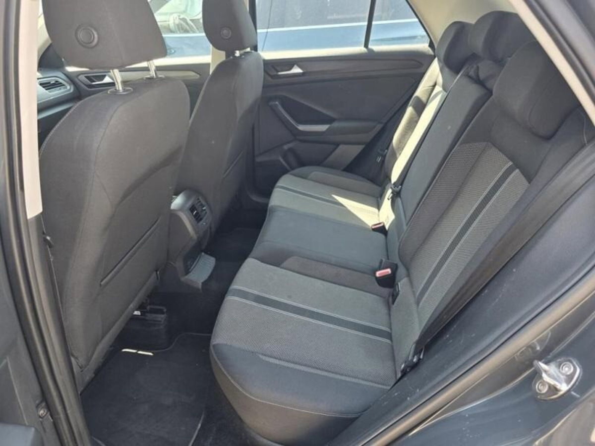 Volkswagen T-Roc 1.6 TDI SCR Style BlueMotion Technology (11)