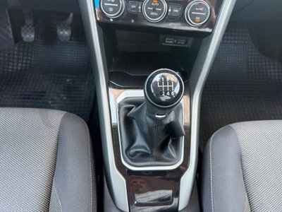 Volkswagen T-Roc 1.6 TDI SCR Style BlueMotion Technology (14)