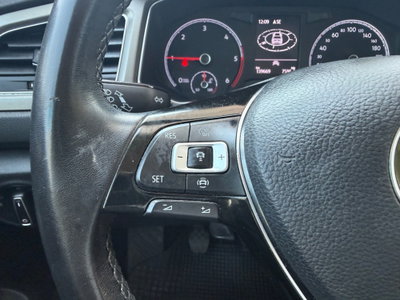 Volkswagen T-Roc 1.6 TDI SCR Style BlueMotion Technology (17)