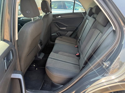 Volkswagen T-Roc 1.6 TDI SCR Style BlueMotion Technology (19)