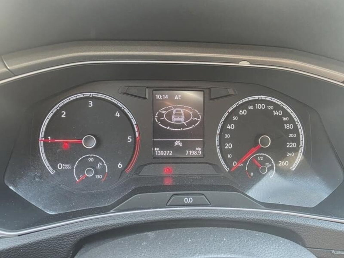 Volkswagen T-Roc 1.6 TDI SCR Style BlueMotion Technology (5)
