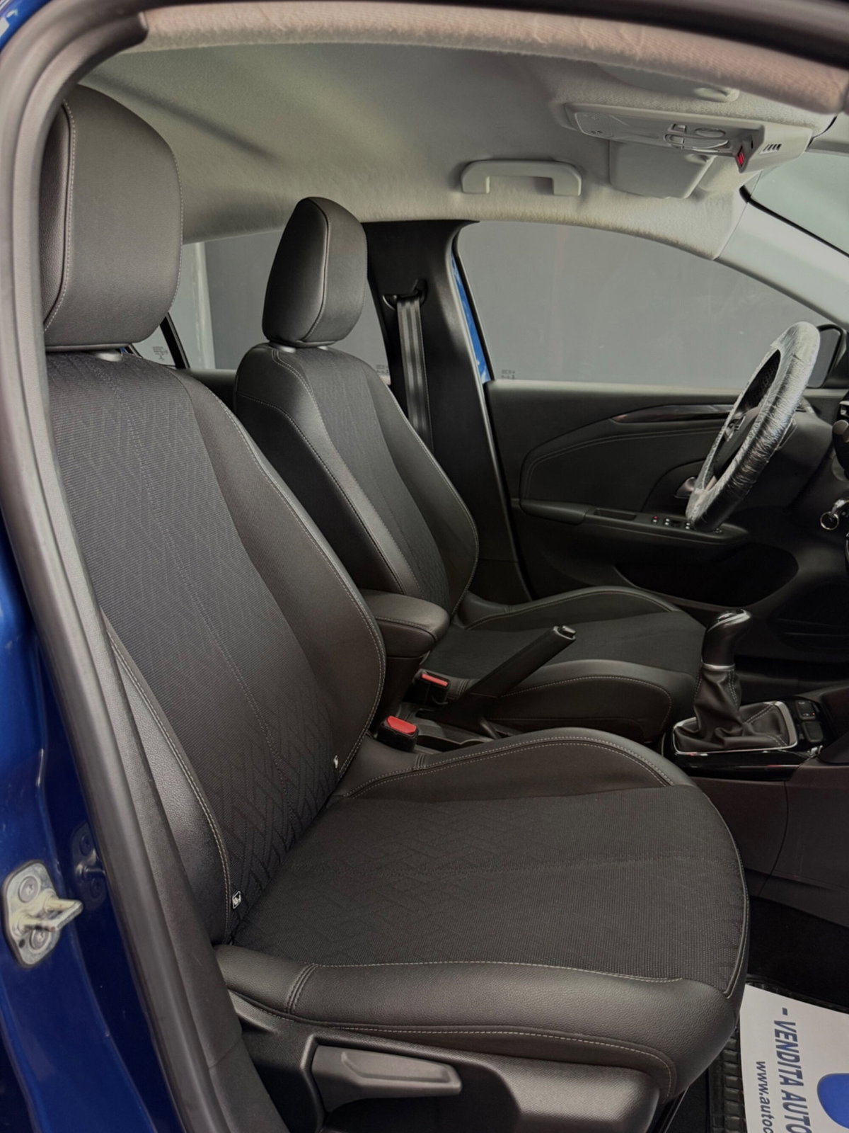 Opel Corsa 1.2 Elegance (16)