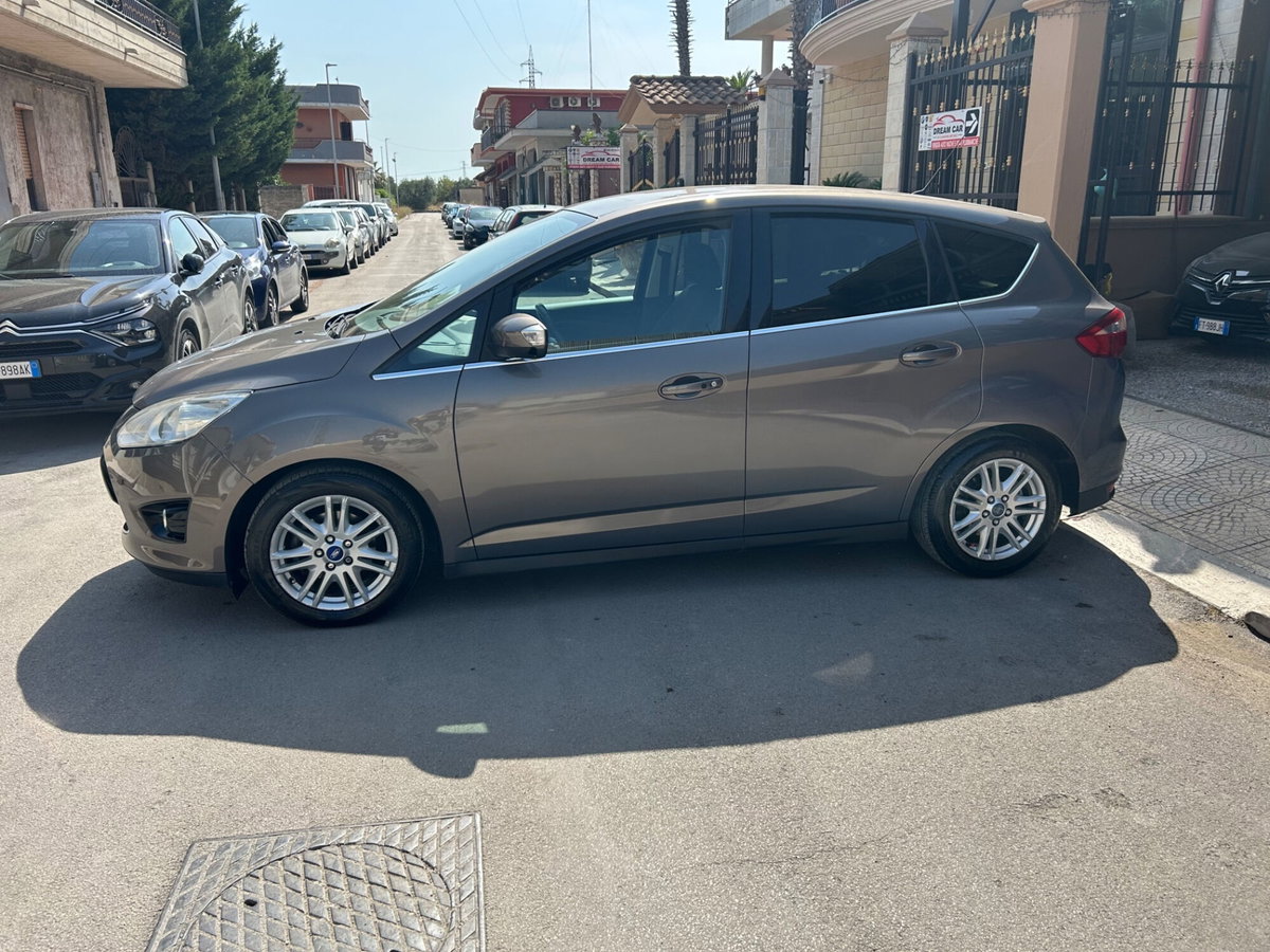 Ford C-Max 1.6 TDCi 95CV Titanium (14)