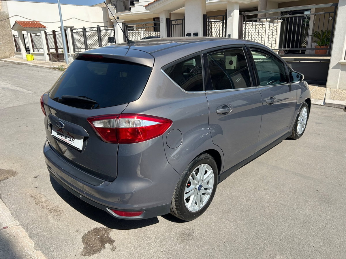 Ford C-Max 1.6 TDCi 95CV Titanium (15)