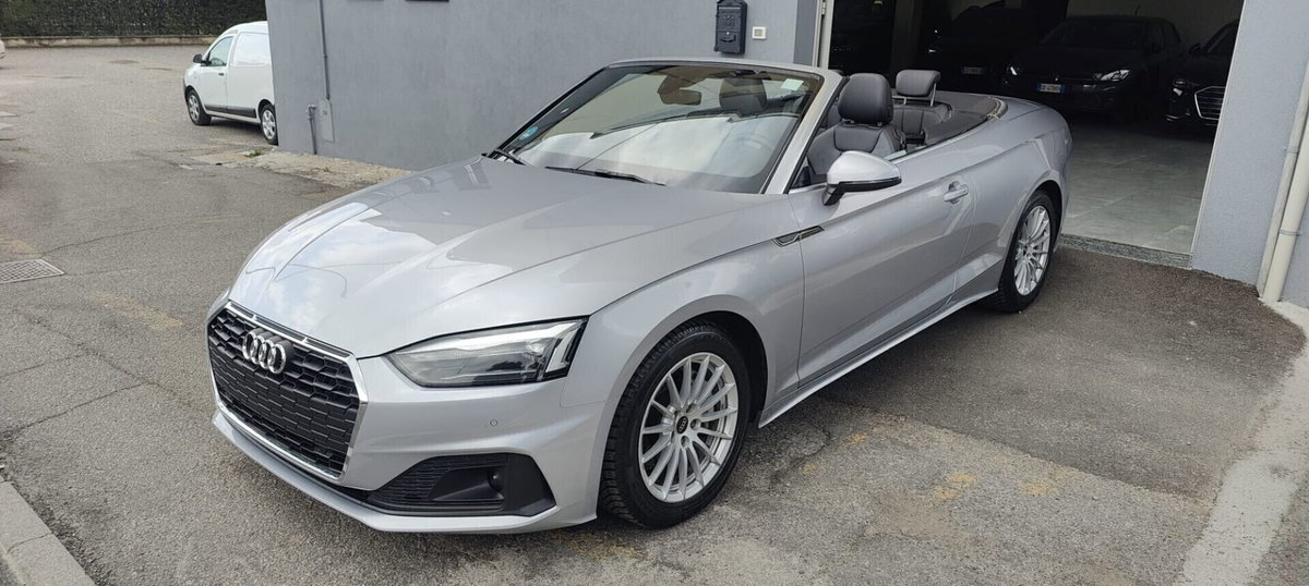 Audi A5 Cabrio 40 TFSI S tronic (11)