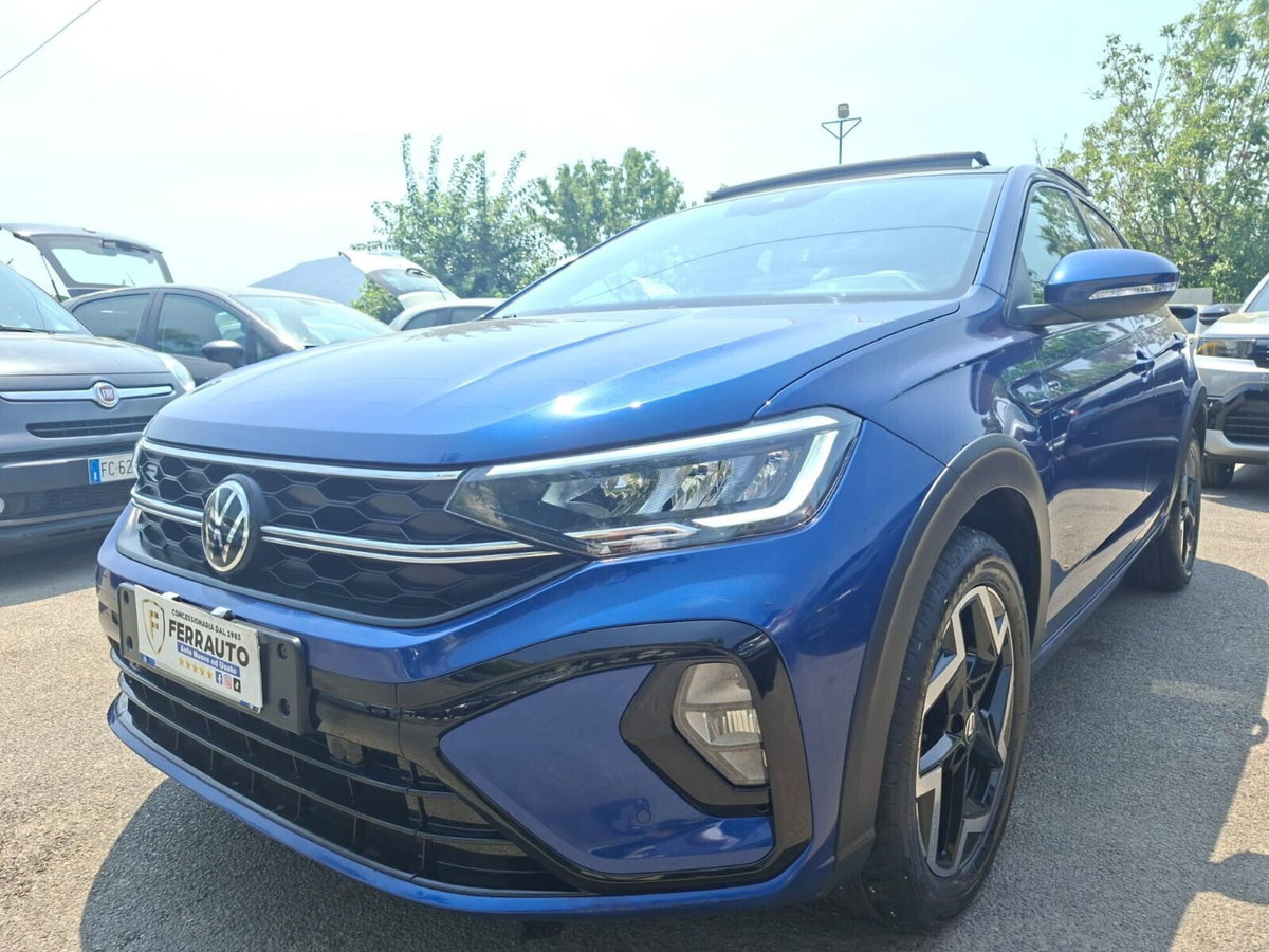 Volkswagen Taigo 1.0 tsi R-Line 115cv (2)