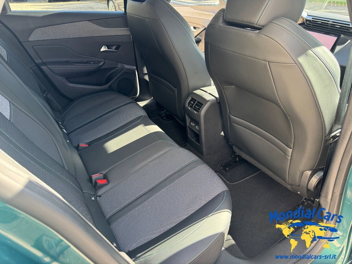 Peugeot 308 SW BlueHDi 130 S&S EAT8 Allure Pack (12)