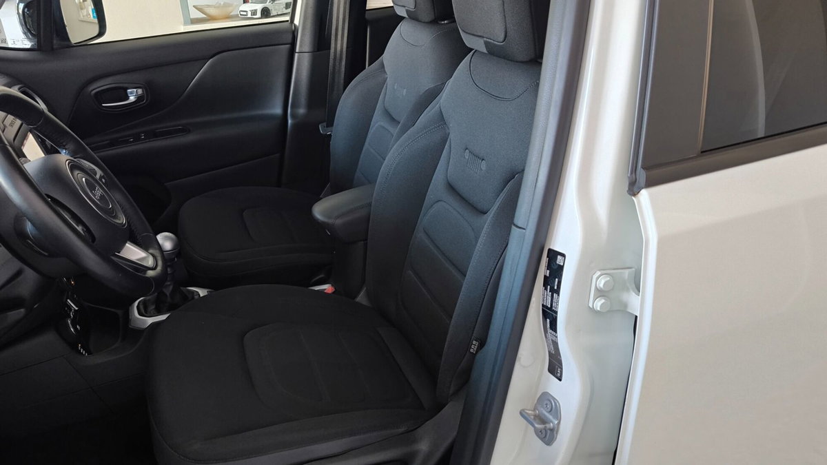 Jeep Renegade 2.0 Mjt 140CV 4WD Active Drive Limited (13)