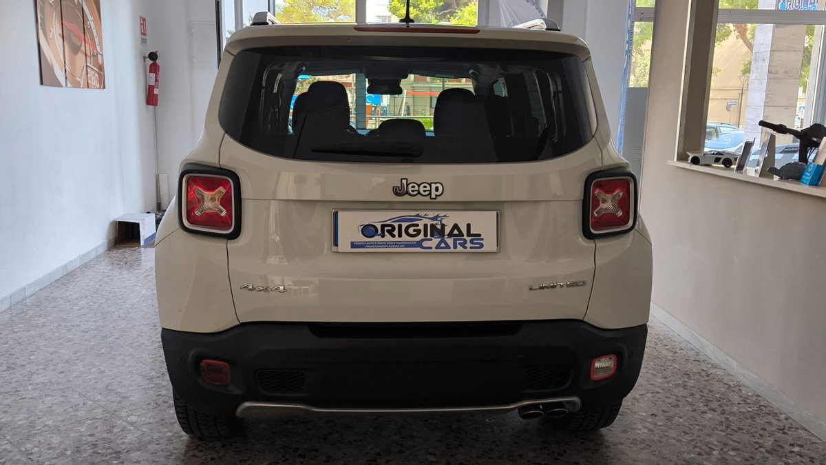Jeep Renegade 2.0 Mjt 140CV 4WD Active Drive Limited (8)