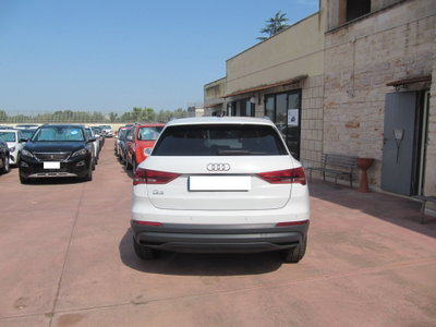 Audi Q3 35 TDI quattro S tronic Business (5)