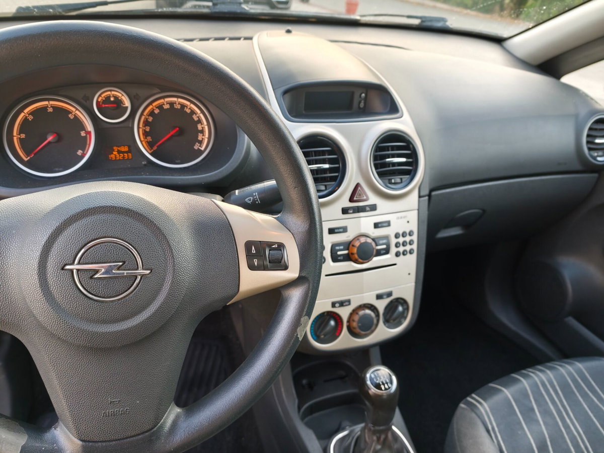 Opel Corsa 1.3 CDTI 90CV 3 porte Sport (11)