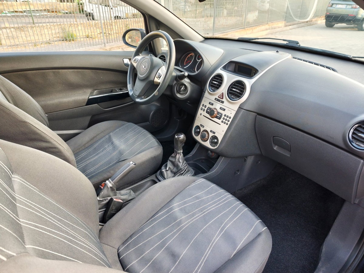 Opel Corsa 1.3 CDTI 90CV 3 porte Sport (12)
