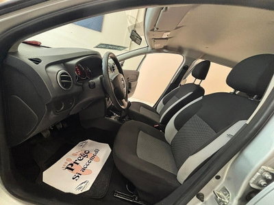 Dacia Sandero 1.5 dCi 8V 75CV Extra (7)