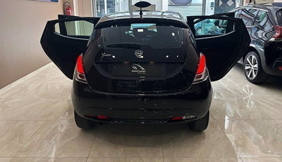 Lancia Ypsilon 1.3 MJT 16V 95 CV 5 porte S&S Silver (19)