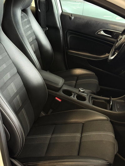 Mercedes-Benz GLA SUV 200 d Automatic Sport (10)