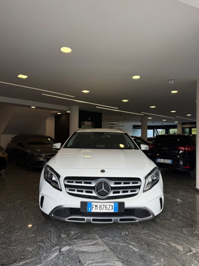 Mercedes-Benz GLA SUV 200 d Automatic Sport (2)