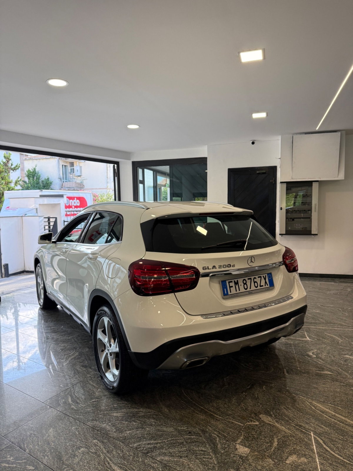 Mercedes-Benz GLA SUV 200 d Automatic Sport (6)