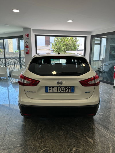 Nissan Qashqai 1.5 dCi Acenta (5)
