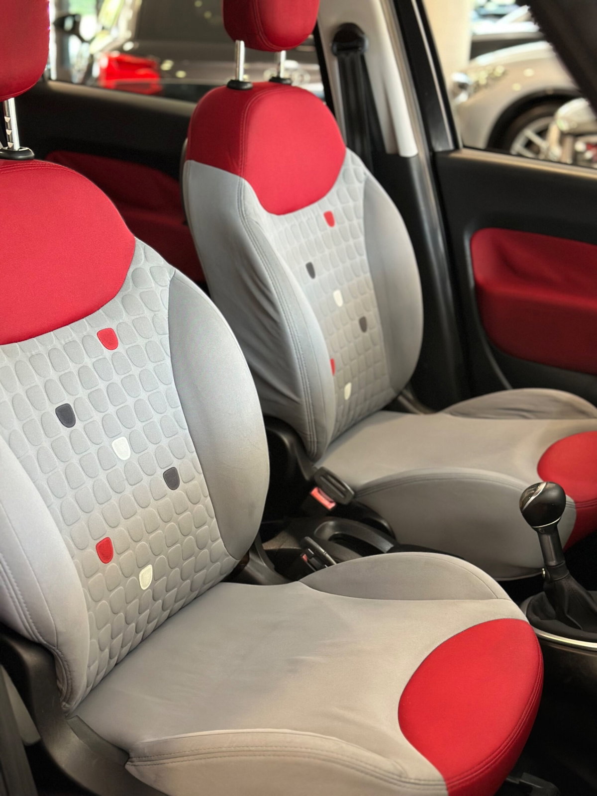 Fiat 500L Living 1.3 Multijet 85 CV Lounge (12)