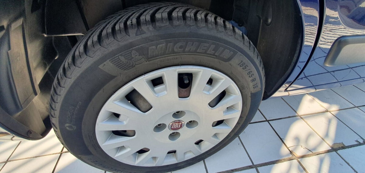 Fiat Qubo 1.3 MJT 80 CV Lounge (12)