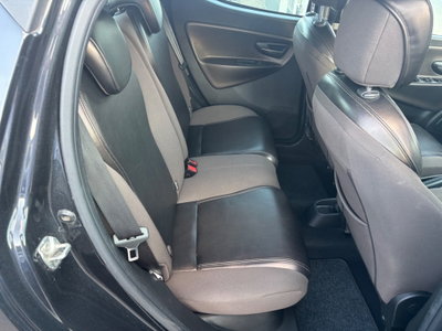 Lancia Ypsilon 1.3 MJT 16V 95 CV 5 porte S&S Gold (10)