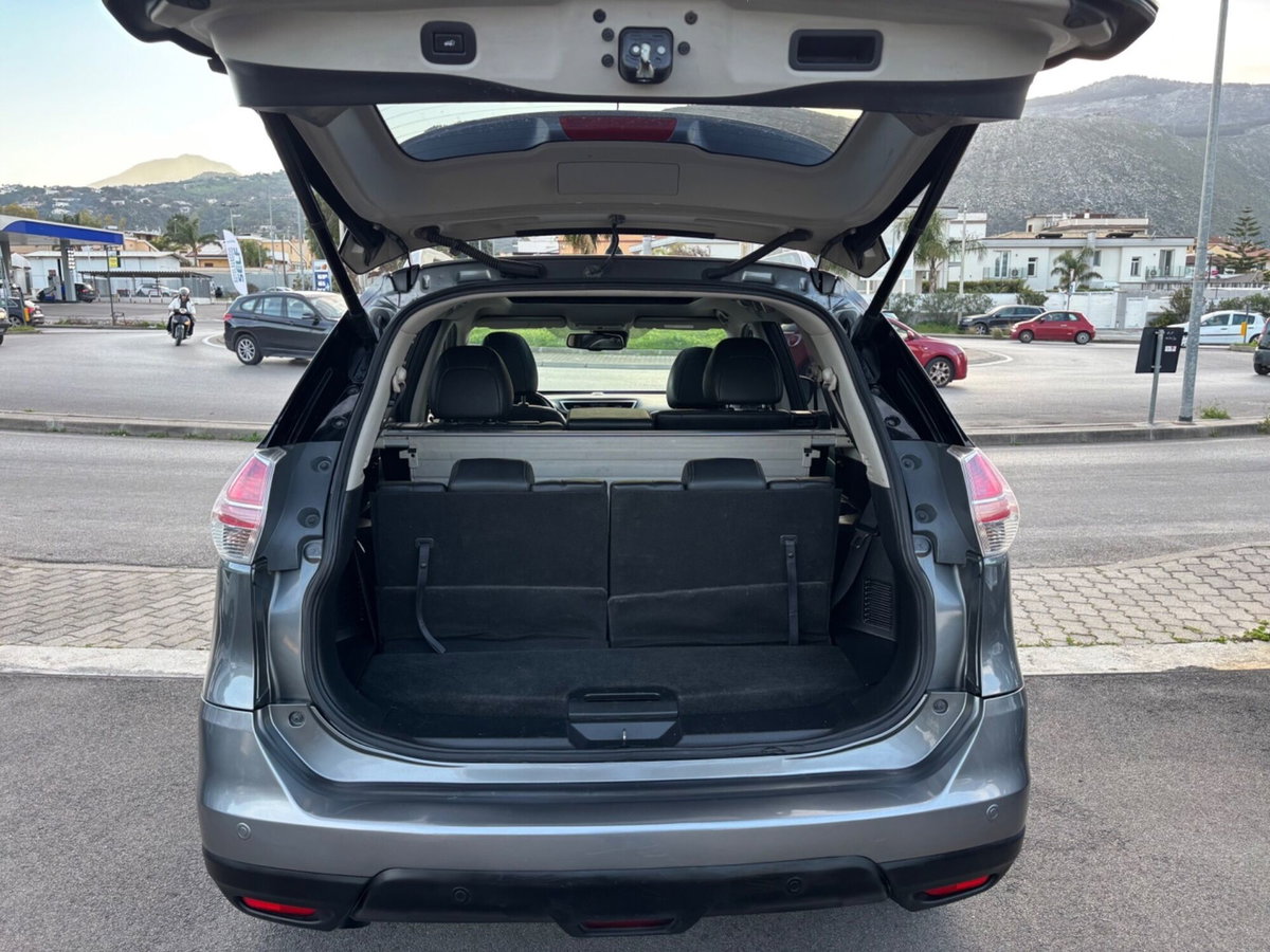 Nissan X-Trail 1.6 dCi 2WD Tekna (9)
