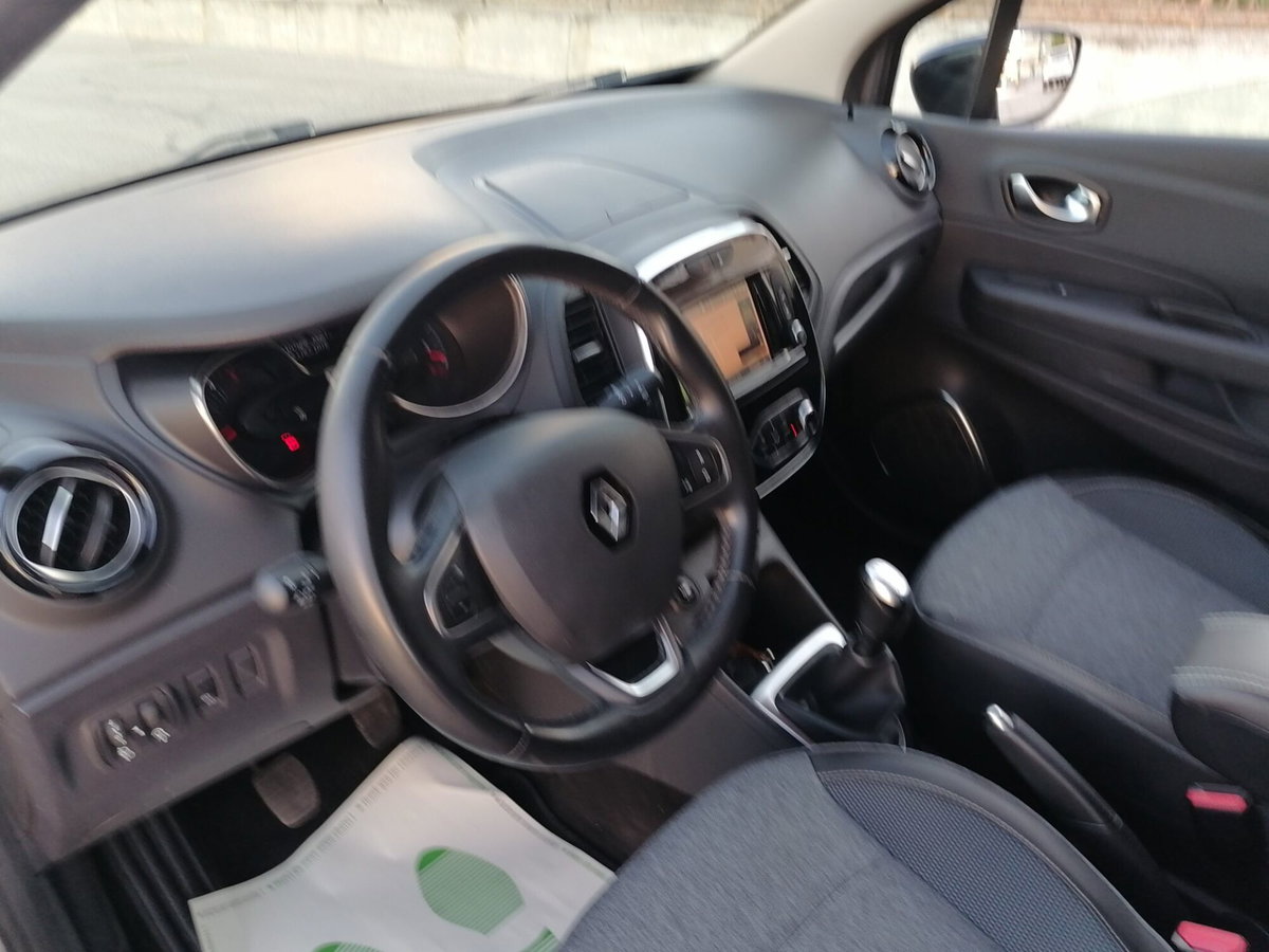 Renault Captur dCi 8V 110 CV Start&Stop Energy Sport Edition (17)