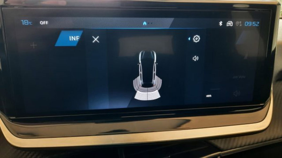 Peugeot 208 PureTech 100 Stop&Start 5 porte Allure (10)