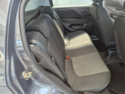 Fiat Punto 1.4 8V 5 porte Easypower Street (10)