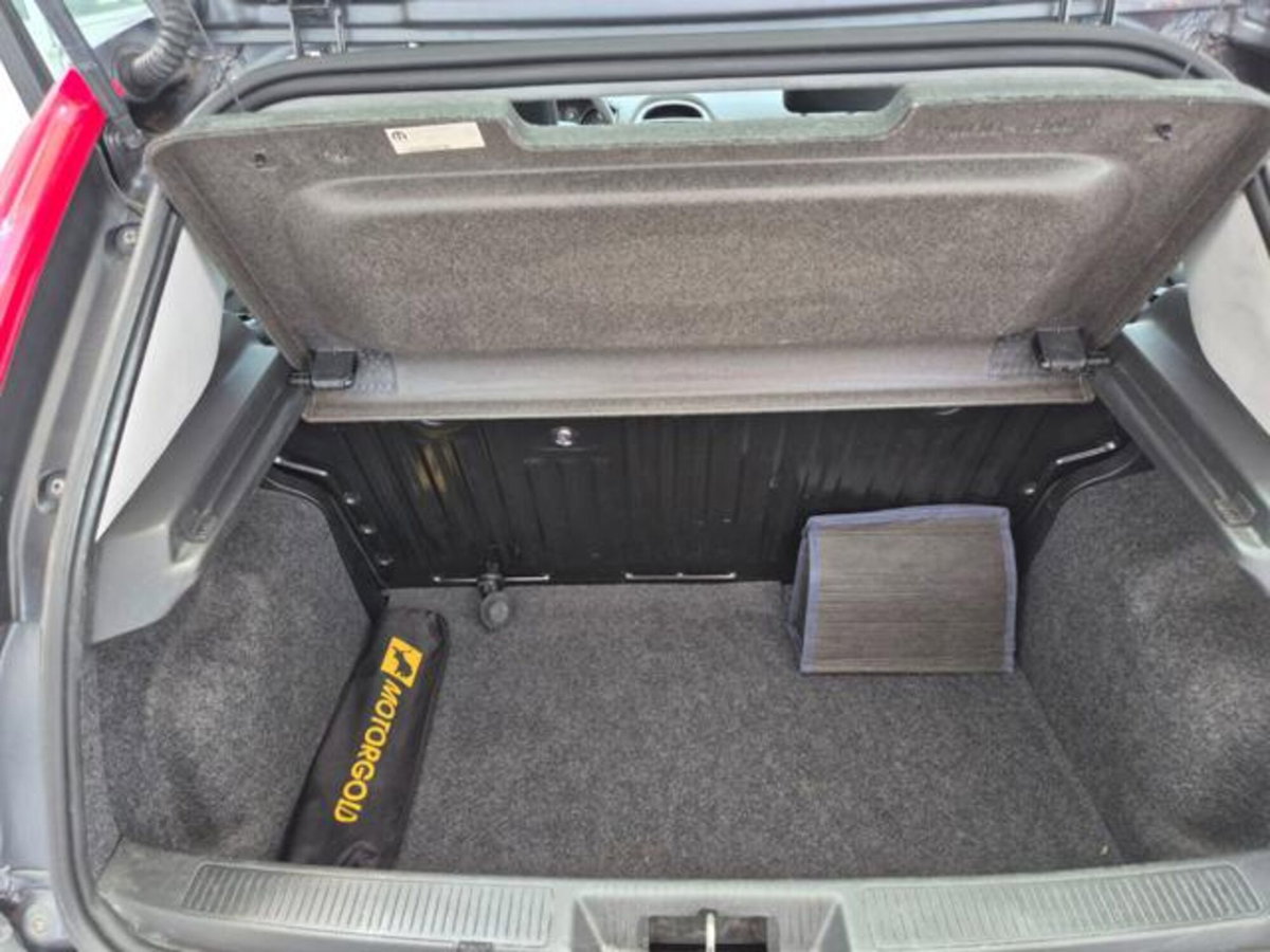 Fiat Punto 1.4 8V 5 porte Easypower Street (13)