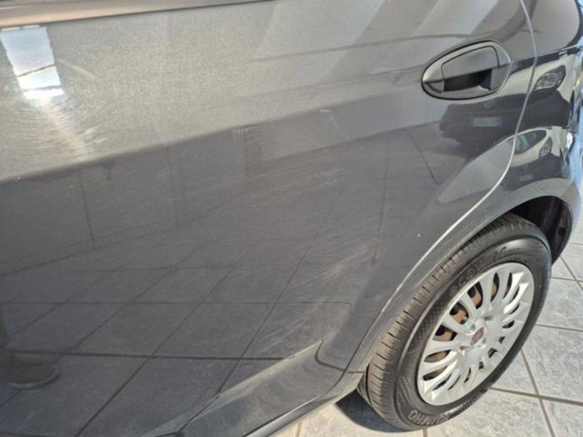 Fiat Punto 1.4 8V 5 porte Easypower Street (16)