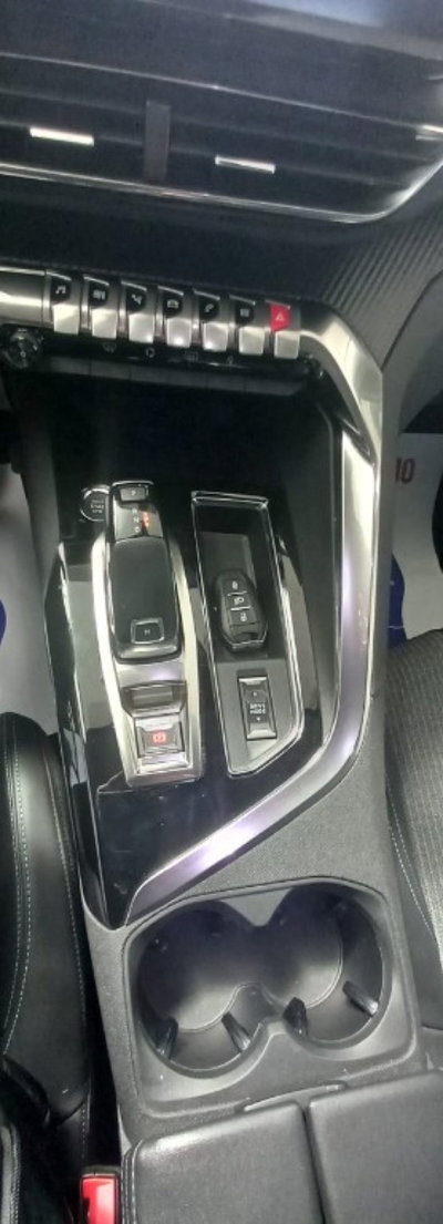 Peugeot 3008 BlueHDi 130 S&S EAT8 Active Pack (14)