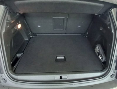 Peugeot 3008 BlueHDi 130 S&S EAT8 Active Pack (5)