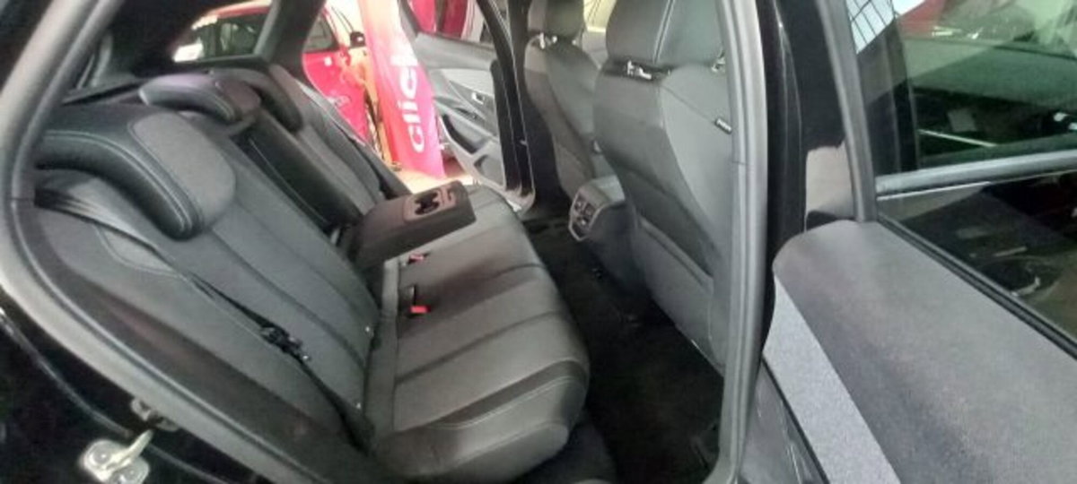 Peugeot 3008 BlueHDi 130 S&S EAT8 Active Pack (9)