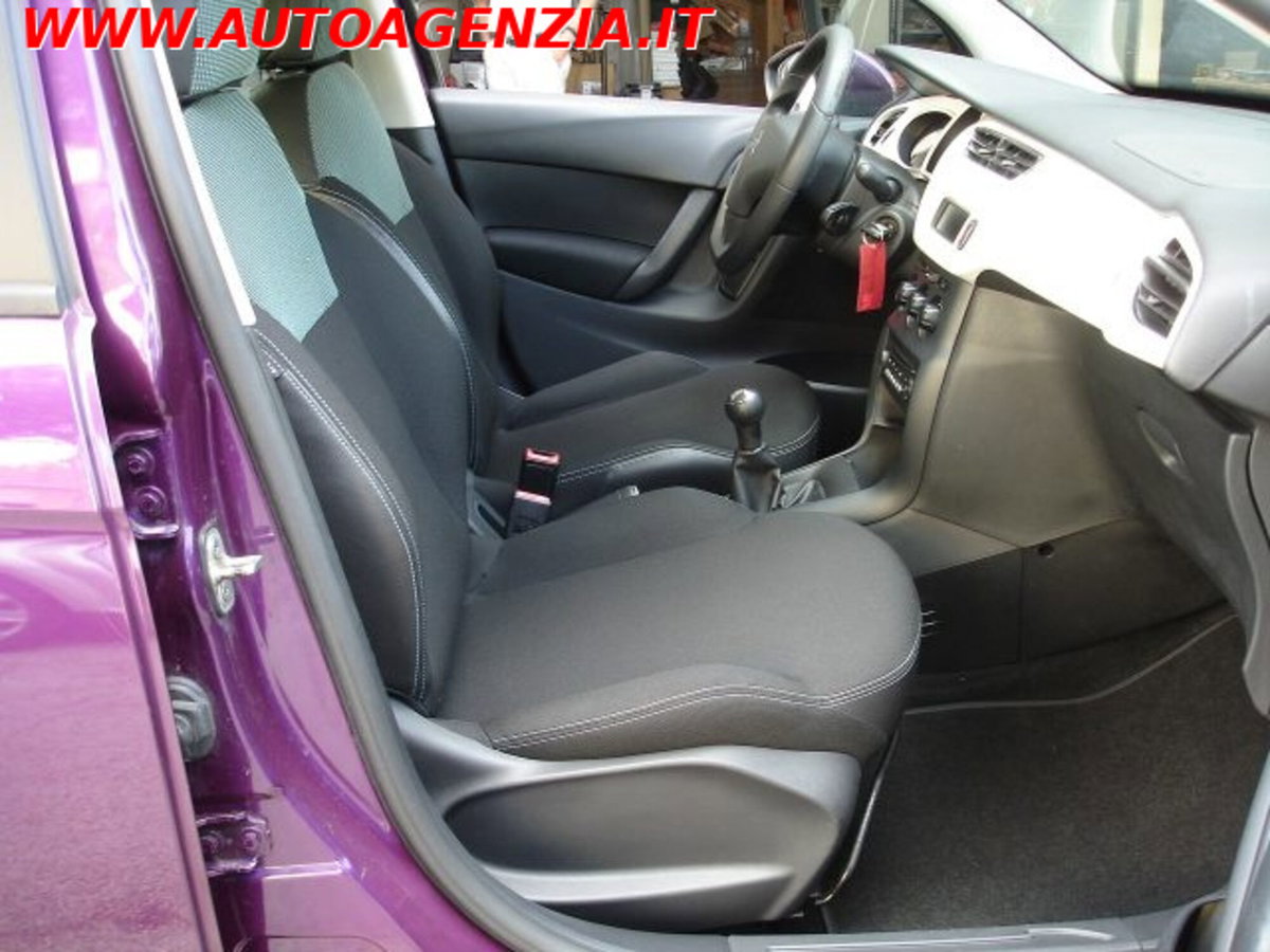 Citroen C3 1.0 VTi 68 Attraction (12)