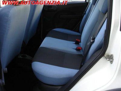 Fiat Panda 1.3 MJT 16V 4x4 (11)