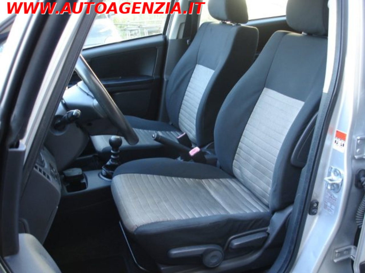 Fiat Sedici 1.9 MJT 4x4 Dynamic (9)