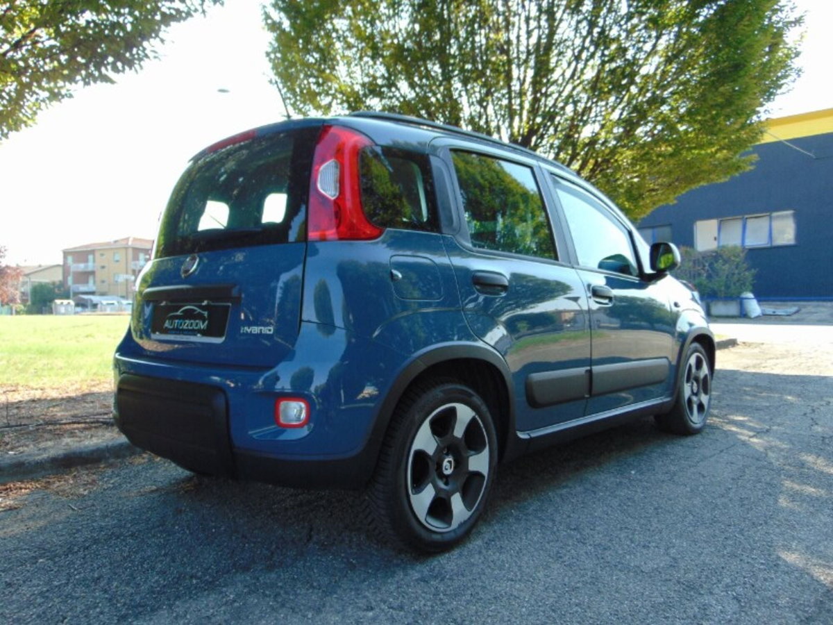 Fiat Panda 1.0 FireFly S&S Hybrid City Cross (12)
