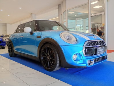MINI Mini 2.0 Cooper S Boost 5 porte usata